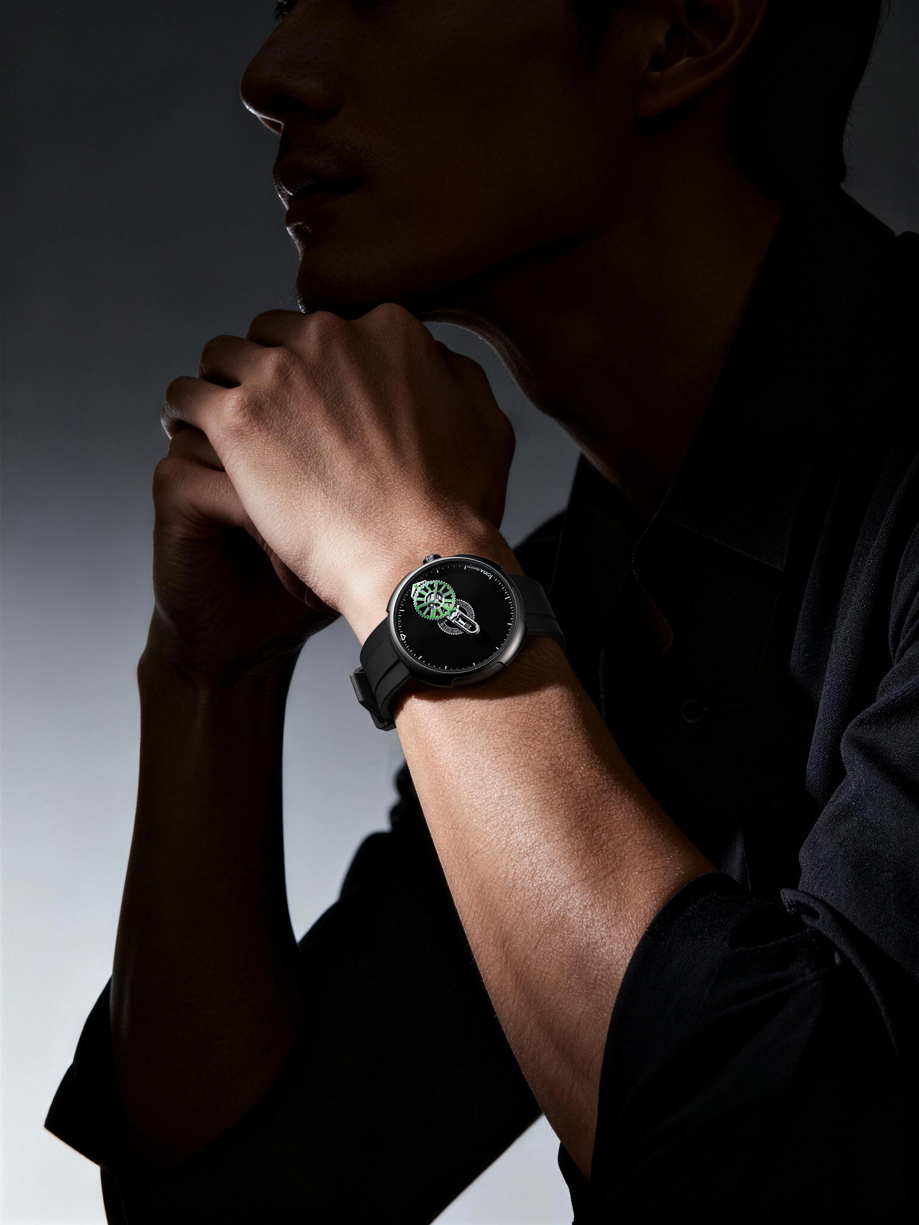 CIGA design Automatic Wandering Hour Watch · Time Cipher